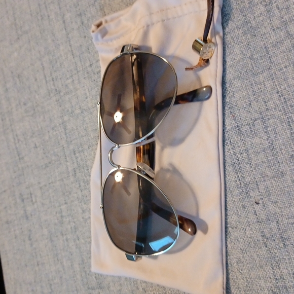 Tory Burch sunglasses - Picture 3 of 4